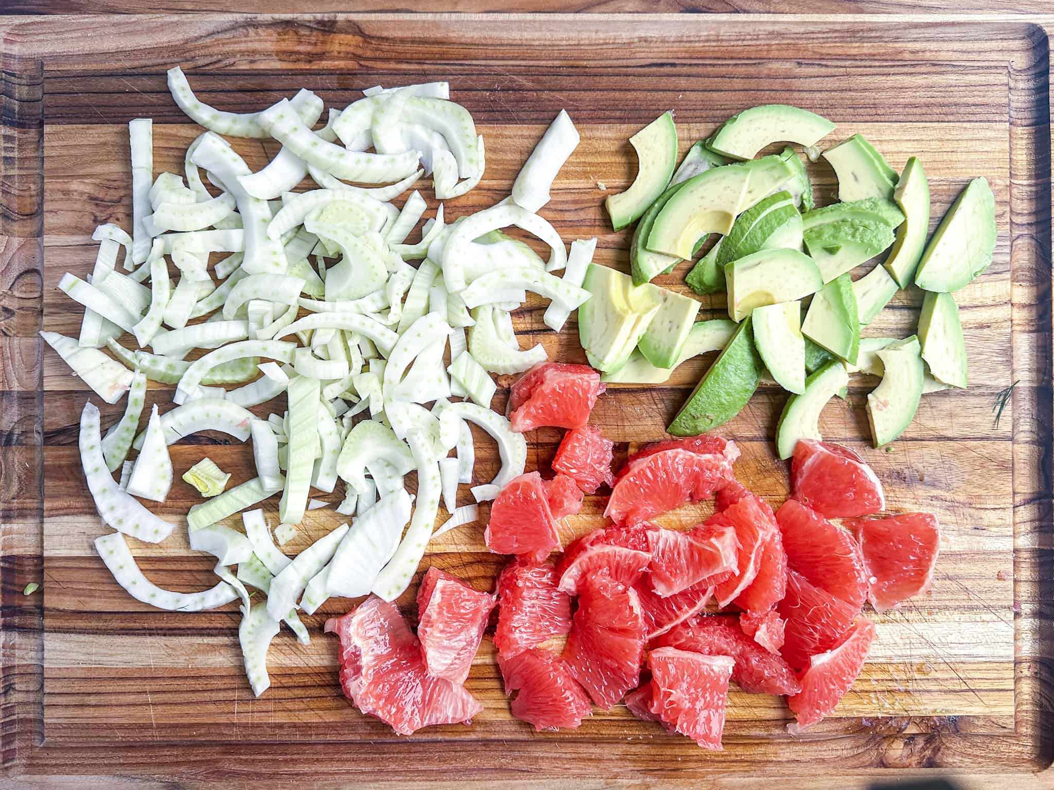 avocado-grapefruit-salad-process-shot-cutting-board